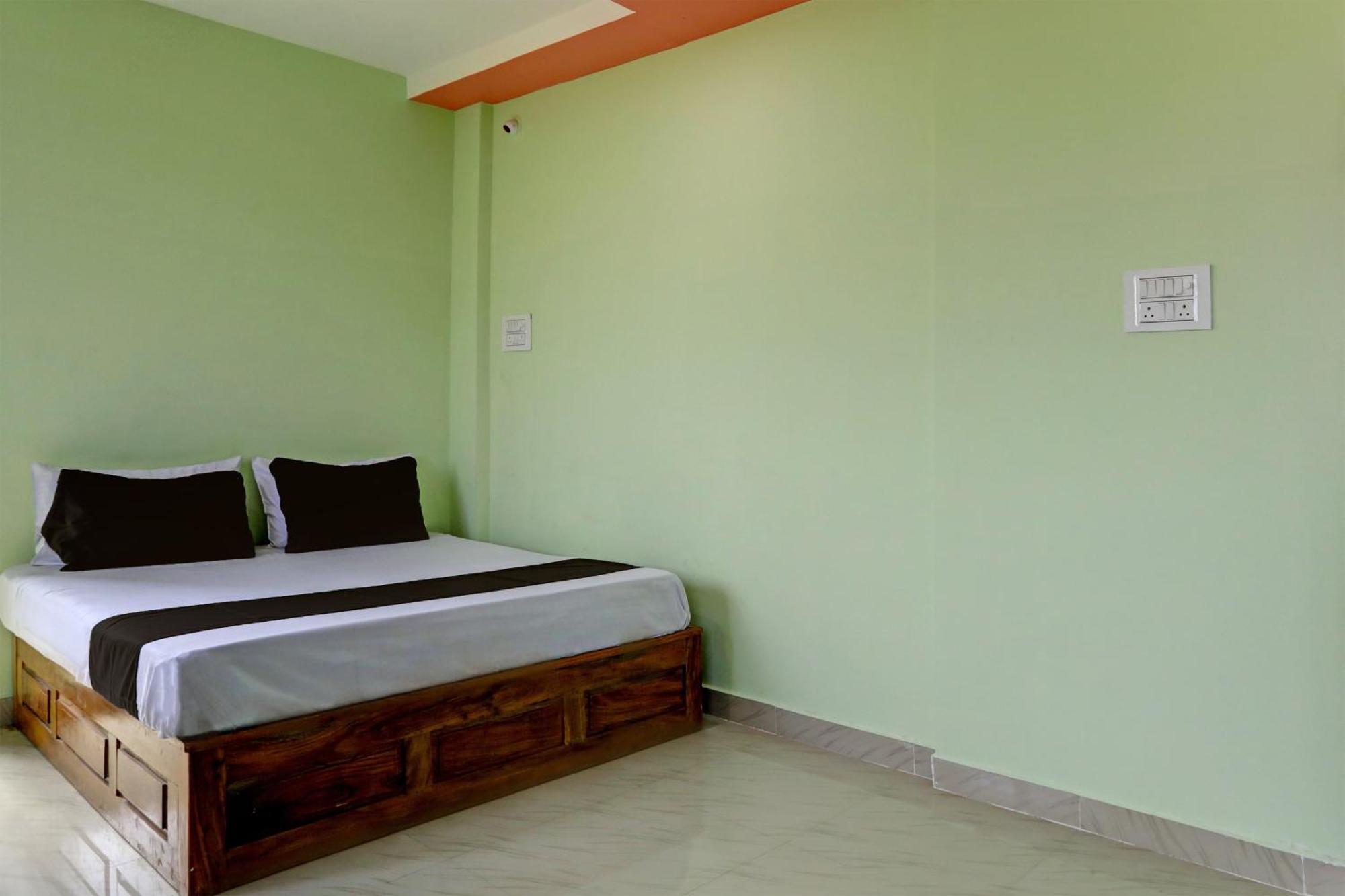 Spot On Hotel Leo Star Chandrapur Exterior foto