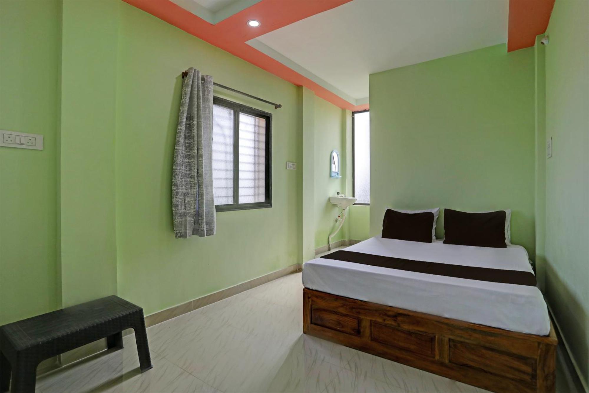 Spot On Hotel Leo Star Chandrapur Exterior foto