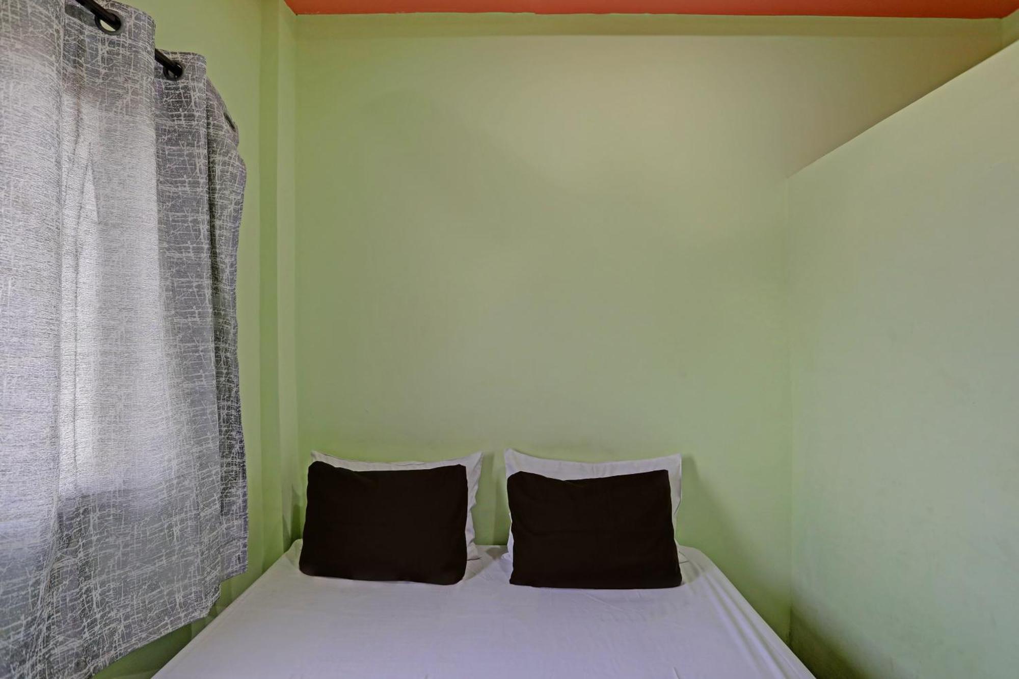 Spot On Hotel Leo Star Chandrapur Exterior foto
